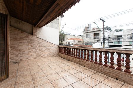 Casa à venda com 140m², 3 quartos e 2 vagas Casa à venda com 140m², 3 quartos e 2 vagasVaranda da Suíte