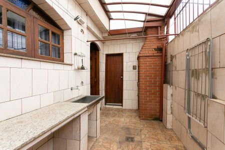 Casa à venda com 140m², 3 quartos e 2 vagas Casa à venda com 140m², 3 quartos e 2 vagasÁrea de Serviço