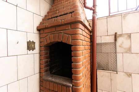 Casa à venda com 140m², 3 quartos e 2 vagas Casa à venda com 140m², 3 quartos e 2 vagasChurrasqueira