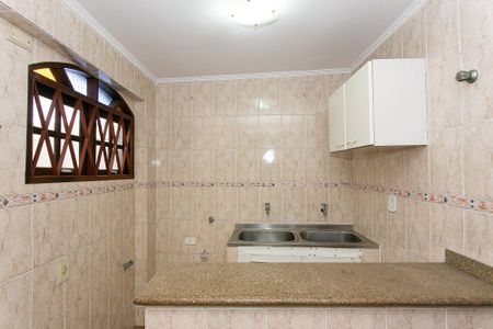 Casa à venda com 140m², 3 quartos e 2 vagas Casa à venda com 140m², 3 quartos e 2 vagasCozinha