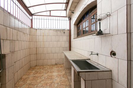 Casa à venda com 140m², 3 quartos e 2 vagas Casa à venda com 140m², 3 quartos e 2 vagasÁrea de Serviço