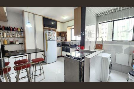 Apartamento para alugar com 87m², 2 quartos e 1 vagaCozinha 