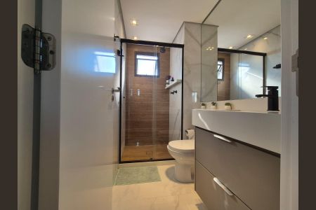 Apartamento à venda com 67m², 2 quartos e 1 vaga Apartamento à venda com 67m², 2 quartos e 1 vagaBanheiro da Suíte