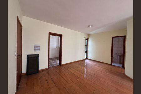 Sala de apartamento para alugar com 2 quartos, 60m² em Centro, São Leopoldo