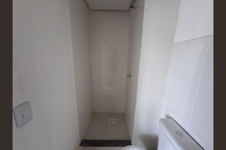 Apartamento para alugar com 48m², 2 quartos e 1 vaga Apartamento para alugar com 48m², 2 quartos e 1 vagaBanheiro