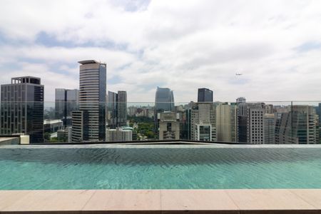 Apartamento à venda com 143m², 3 quartos e 2 vagasÁrea comum - Piscina