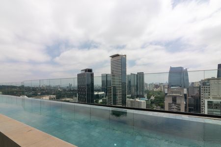 Apartamento à venda com 143m², 3 quartos e 2 vagasÁrea comum - Piscina