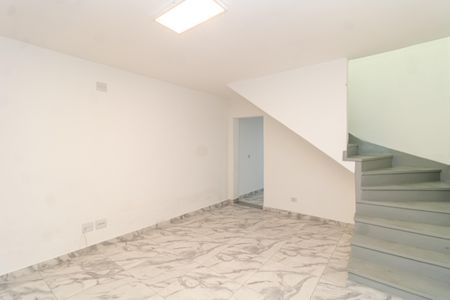 Sala de casa para alugar com 4 quartos, 200m² em Vila Brasil, São Paulo