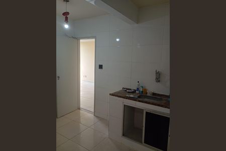 Cozinha de apartamento para alugar com 3 quartos, 76m² em Caju, Rio de Janeiro