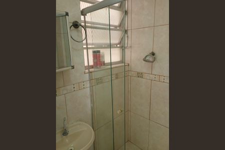 Banheiro de apartamento para alugar com 3 quartos, 76m² em Caju, Rio de Janeiro