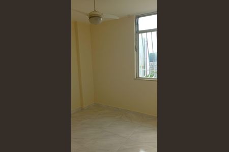 Apartamento para alugar com 76m², 3 quartos e 1 vagaQuarto