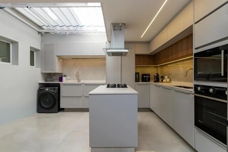 Apartamento à venda com 58m², 2 quartos e 2 vagasCozinha