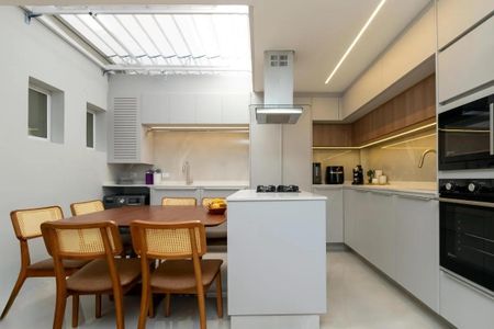 Cozinha de apartamento à venda com 2 quartos, 58m² em Santa Maria, São Caetano do Sul