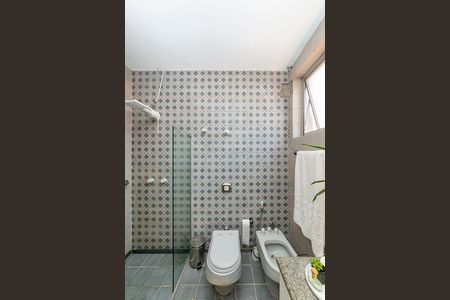 Casa à venda com 440m², 5 quartos e 3 vagasBanheiro da Suíte 2