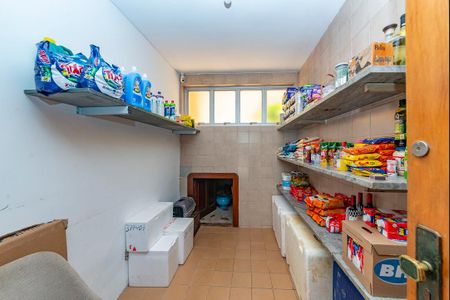 Casa à venda com 440m², 5 quartos e 3 vagasDespensa 2