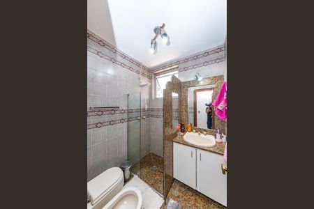 Casa à venda com 440m², 5 quartos e 3 vagasBanheiro Social