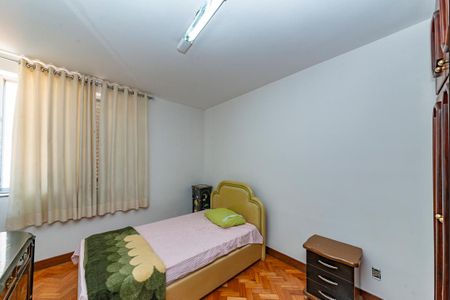 Casa à venda com 440m², 5 quartos e 3 vagasQuarto 4
