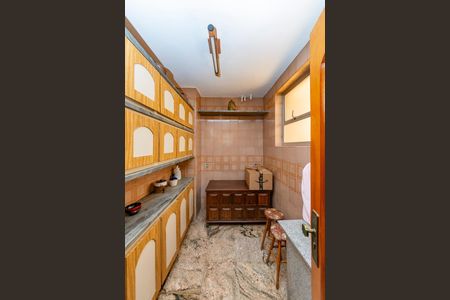 Casa à venda com 440m², 5 quartos e 3 vagasDespensa