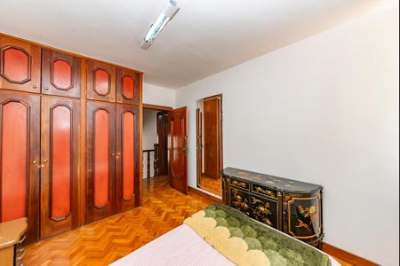 Casa à venda com 440m², 5 quartos e 3 vagasQuarto 4