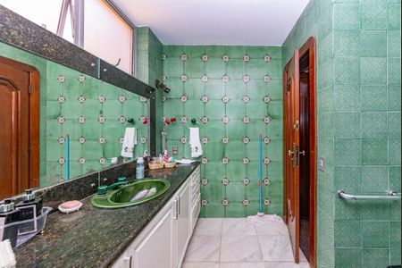 Casa à venda com 440m², 5 quartos e 3 vagasSuíte 3