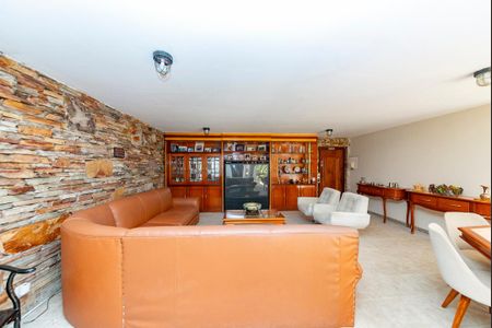 Casa à venda com 440m², 5 quartos e 3 vagasSala 4