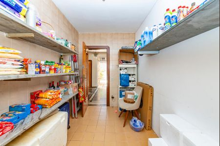 Casa à venda com 440m², 5 quartos e 3 vagasDespensa 2