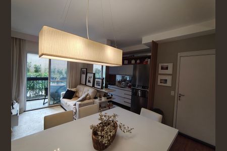 Sala de apartamento à venda com 3 quartos, 70m² em Jacarepaguá, Rio de Janeiro