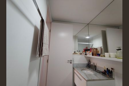 Apartamento à venda com 70m², 3 quartos e 1 vagaBanheiro Suite