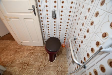 Casa à venda com 144m², 2 quartos e 2 vagasBanheiro