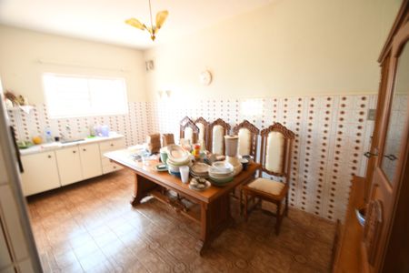 Casa à venda com 144m², 2 quartos e 2 vagasCozinha