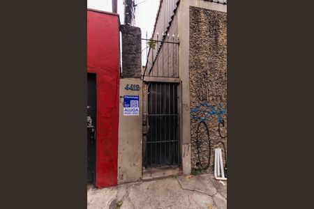 Placa de casa para alugar com 1 quarto, 60m² em Vila Oratorio, São Paulo