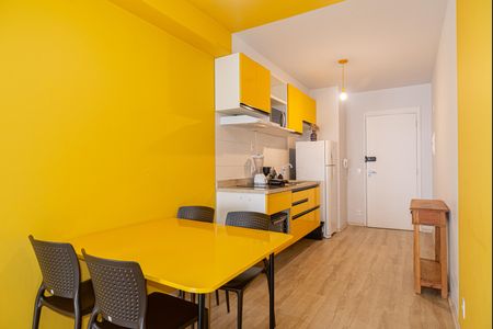 Studio para alugar com 42m², 1 quarto e sem vaga Studio para alugar com 42m², 1 quarto e sem vagaCozinha