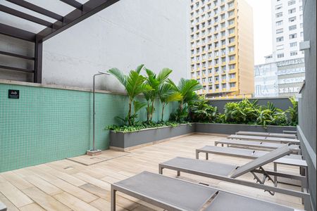 Studio para alugar com 42m², 1 quarto e sem vaga Studio para alugar com 42m², 1 quarto e sem vagaÁrea comum - Área da Piscina