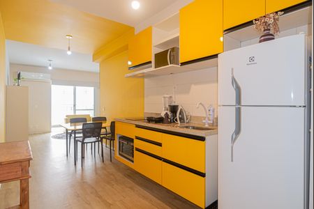 Studio para alugar com 42m², 1 quarto e sem vaga Studio para alugar com 42m², 1 quarto e sem vagaCozinha