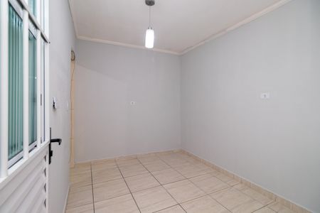 Sala de casa para alugar com 2 quartos, 55m² em Parque dos Bancarios, São Paulo