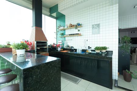 Apartamento à venda com 230m², 3 quartos e 3 vagasarea de churrasco/ cozinha