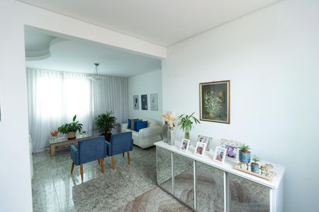 Apartamento à venda com 230m², 3 quartos e 3 vagassala piso 1