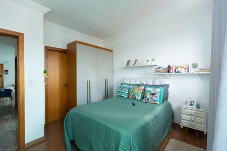 Apartamento à venda com 230m², 3 quartos e 3 vagassuite