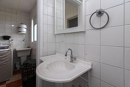 Apartamento à venda com 64m², 2 quartos e 1 vaga Apartamento à venda com 64m², 2 quartos e 1 vagabanheiro na área de serviço_3
