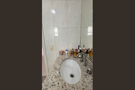 Apartamento à venda com 208m², 3 quartos e 2 vagas Apartamento à venda com 208m², 3 quartos e 2 vagasBanheiro da Suíte