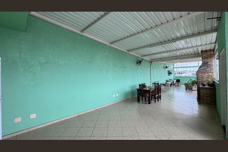 Apartamento à venda com 208m², 3 quartos e 2 vagas Apartamento à venda com 208m², 3 quartos e 2 vagasCobertura