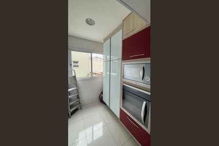 Apartamento à venda com 208m², 3 quartos e 2 vagas Apartamento à venda com 208m², 3 quartos e 2 vagasCozinha
