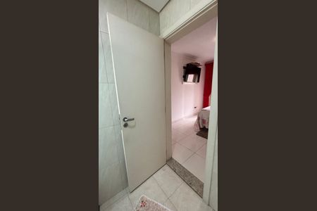 Apartamento à venda com 208m², 3 quartos e 2 vagas Apartamento à venda com 208m², 3 quartos e 2 vagasBanheiro da Suíte