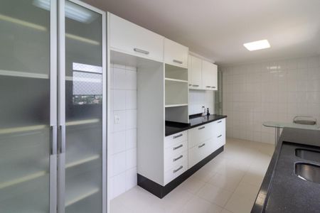 Apartamento para alugar com 172m², 4 quartos e 3 vagasCozinha