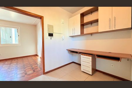 Quarto 1 de apartamento para alugar com 2 quartos, 71m² em Partenon, Porto Alegre