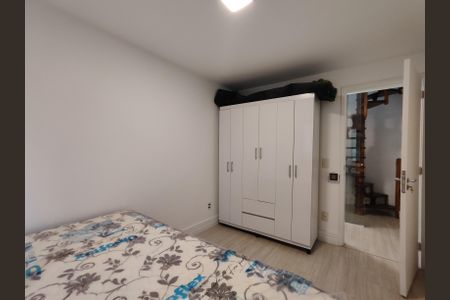 Apartamento para alugar com 208m², 3 quartos e 2 vagas Apartamento para alugar com 208m², 3 quartos e 2 vagasQuarto