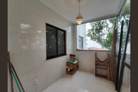 Apartamento para alugar com 208m², 3 quartos e 2 vagas Apartamento para alugar com 208m², 3 quartos e 2 vagasVaranda