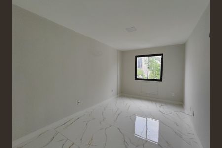 Apartamento para alugar com 208m², 3 quartos e 2 vagas Apartamento para alugar com 208m², 3 quartos e 2 vagasSuíte 1