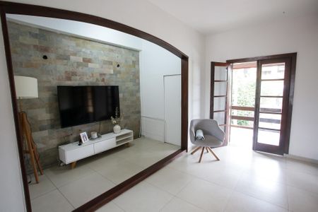 Casa à venda com 700m², 6 quartos e 6 vagasSala de Estar