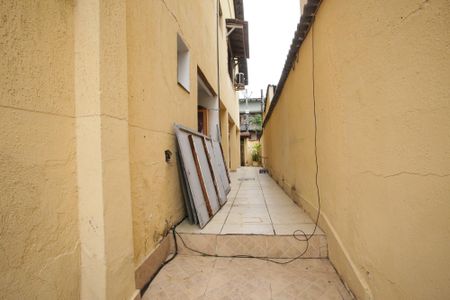 Casa à venda com 700m², 6 quartos e 6 vagasCorredor Lateral